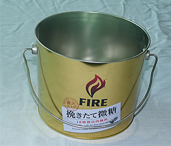 Tin bucket